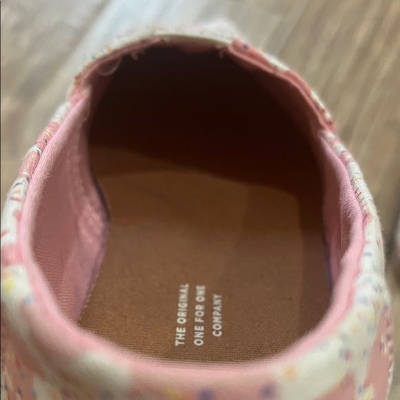 Toms Pink Elephant Pattern Animal Circus Cookies Slip-Ons - Womens Size 7.5 - Picture 10 of 13